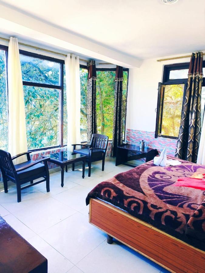 Hotel Holiday Dalhousie - Near Ghandhi Chowk Mall Road Eksteriør billede